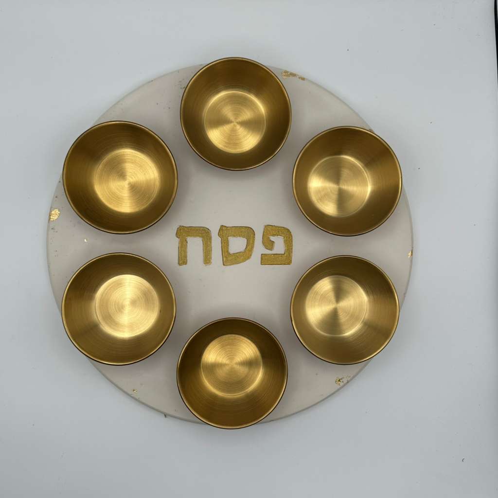 Concrete seder plate - gold